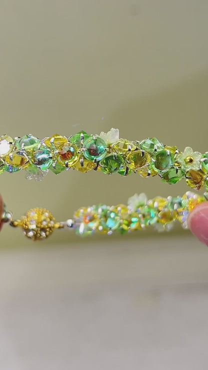 Handgefertigtes Perlen- und Aquamarinarmband
