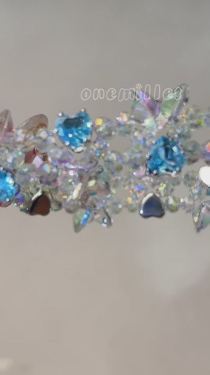 Handgefertigtes Perlen- und Aquamarinarmband