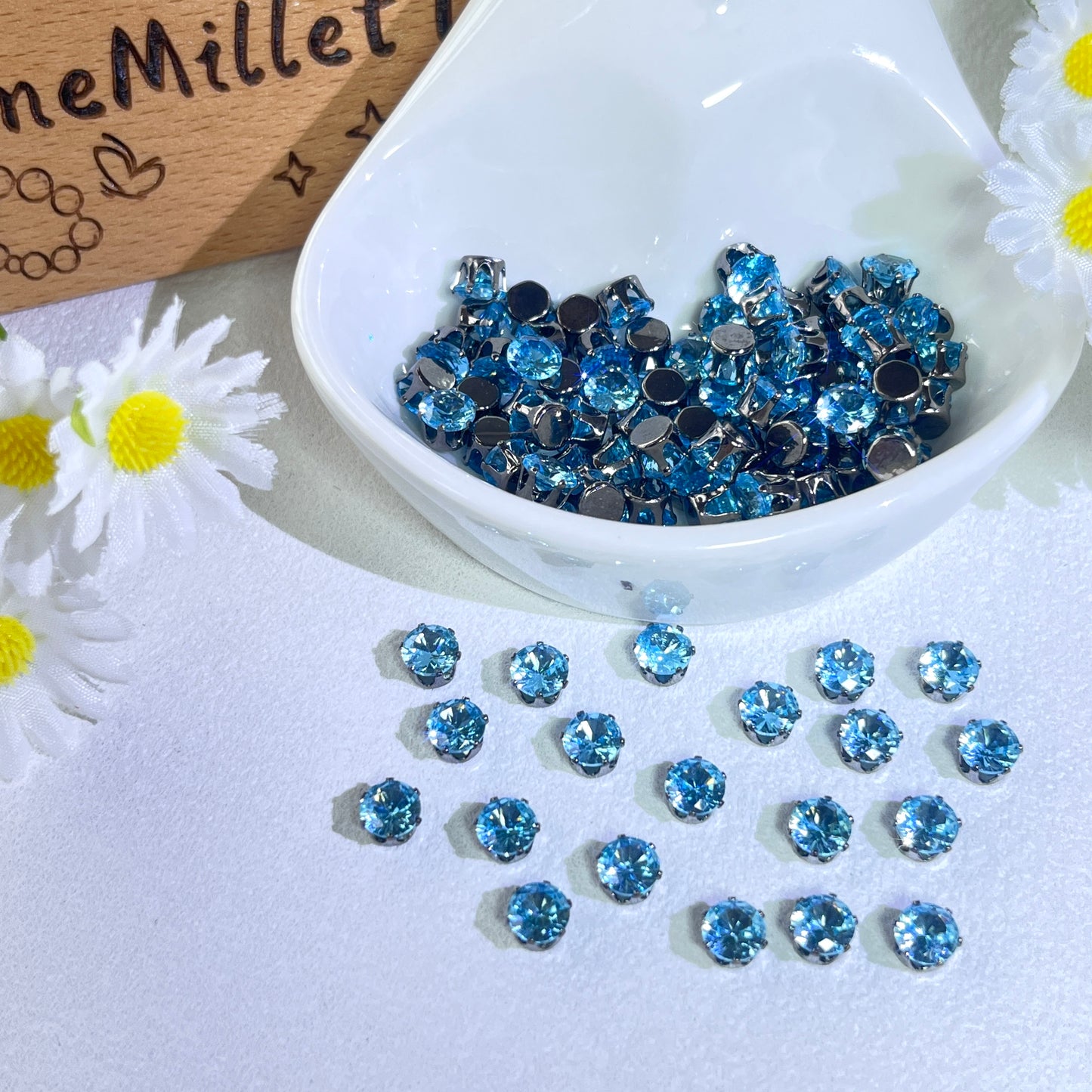 OneMillet Black-Base Round Zirconia Stone 6mm