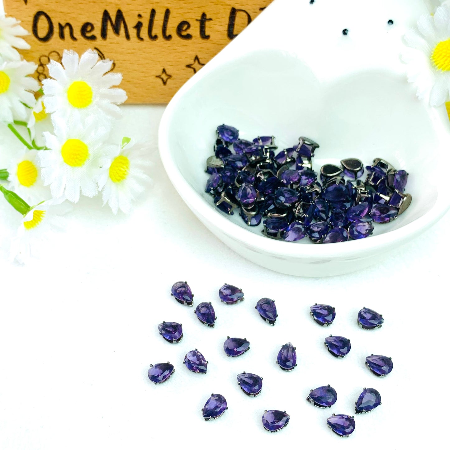 OneMillet Black-Base Teardrop  Zirconia Stone 4×6mm