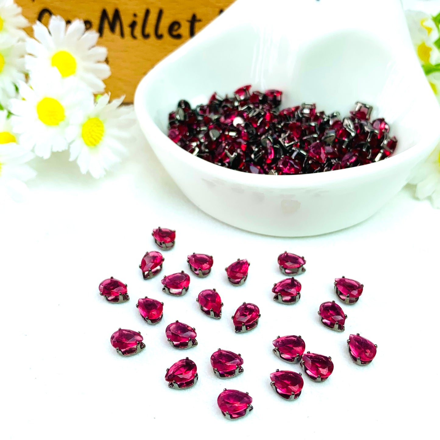 OneMillet Black-Base Teardrop  Zirconia Stone 4×6mm