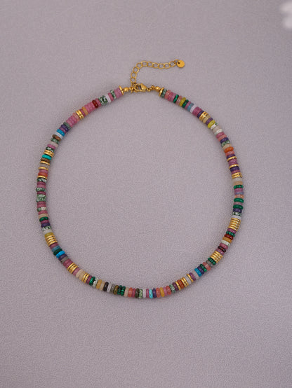 Mehrfarbige Halskette mit natürlichem Edelstein